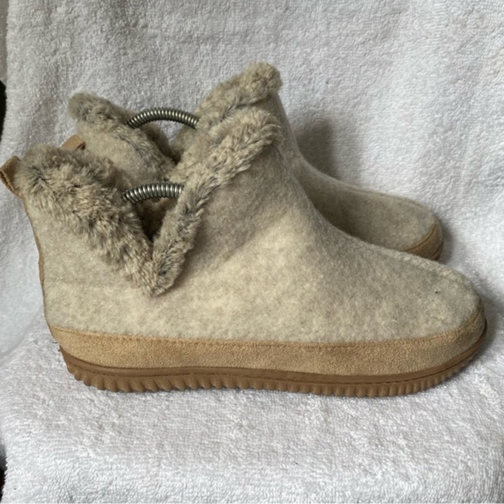 DearFoams Slippers Shoes‎ Women’s Size 7-8 Slip On